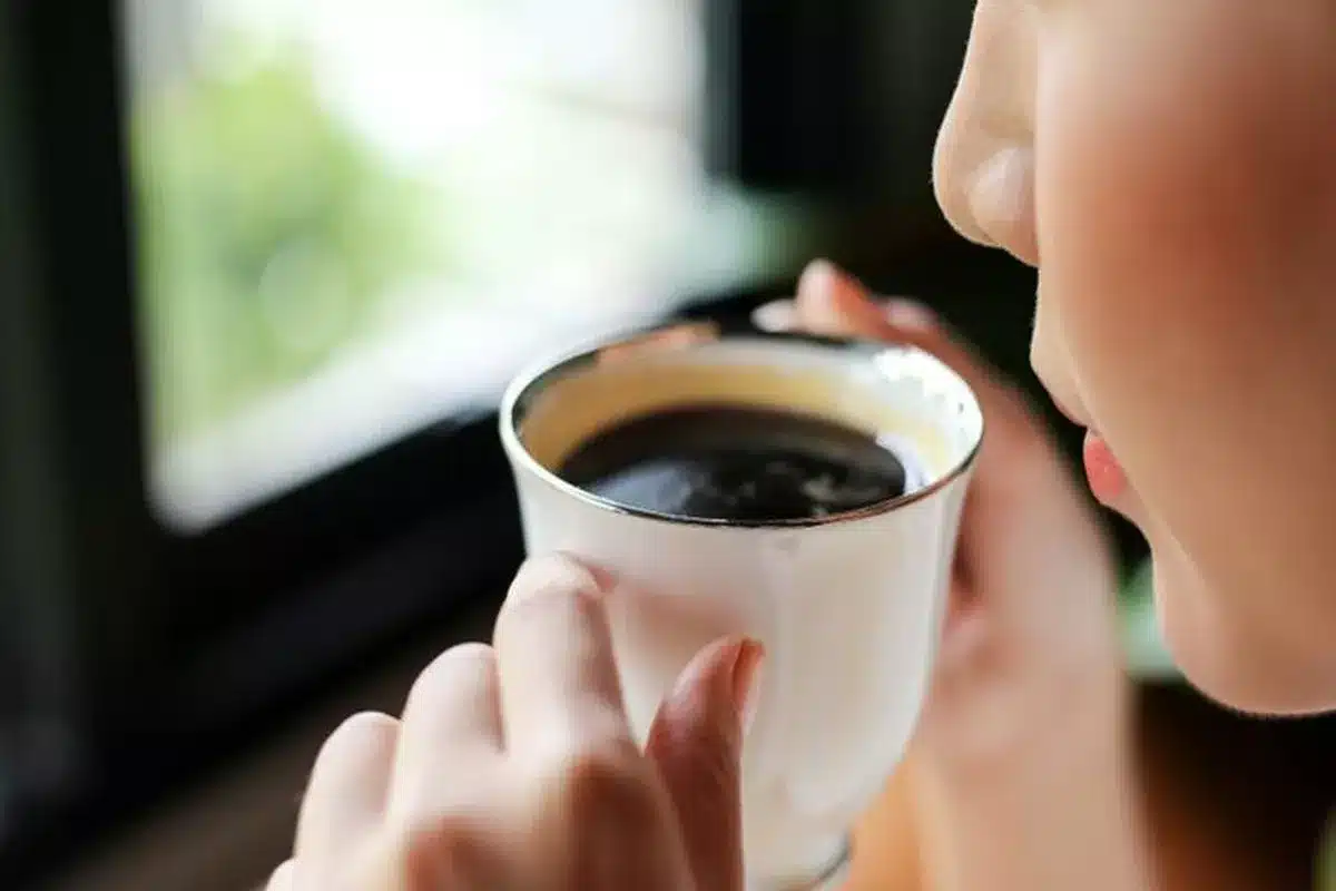تأثیر نوشیدن قهوه بر سلامت و زیبایی پوست