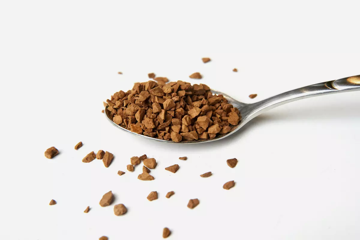 بررسی علمی قهوه فوری گلد و کلاسیک
