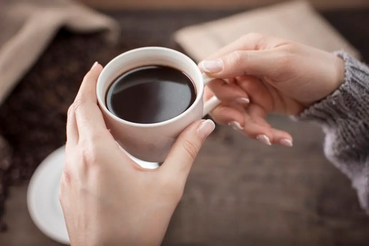 قهوه برای پوست چیست و چگونه عمل می‌کند؟